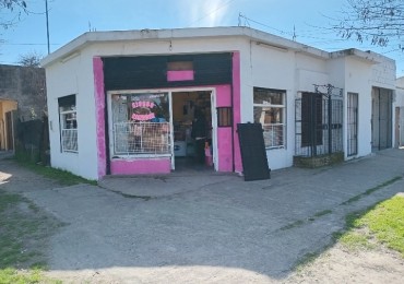 Casa 3 ambientes mas garage. 