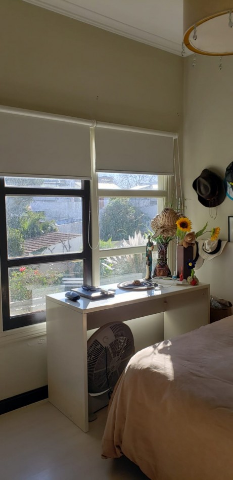 DEPARTAMENTO 4 AMBIENTES AL LATERAL ABUERTO EN LA PERLA