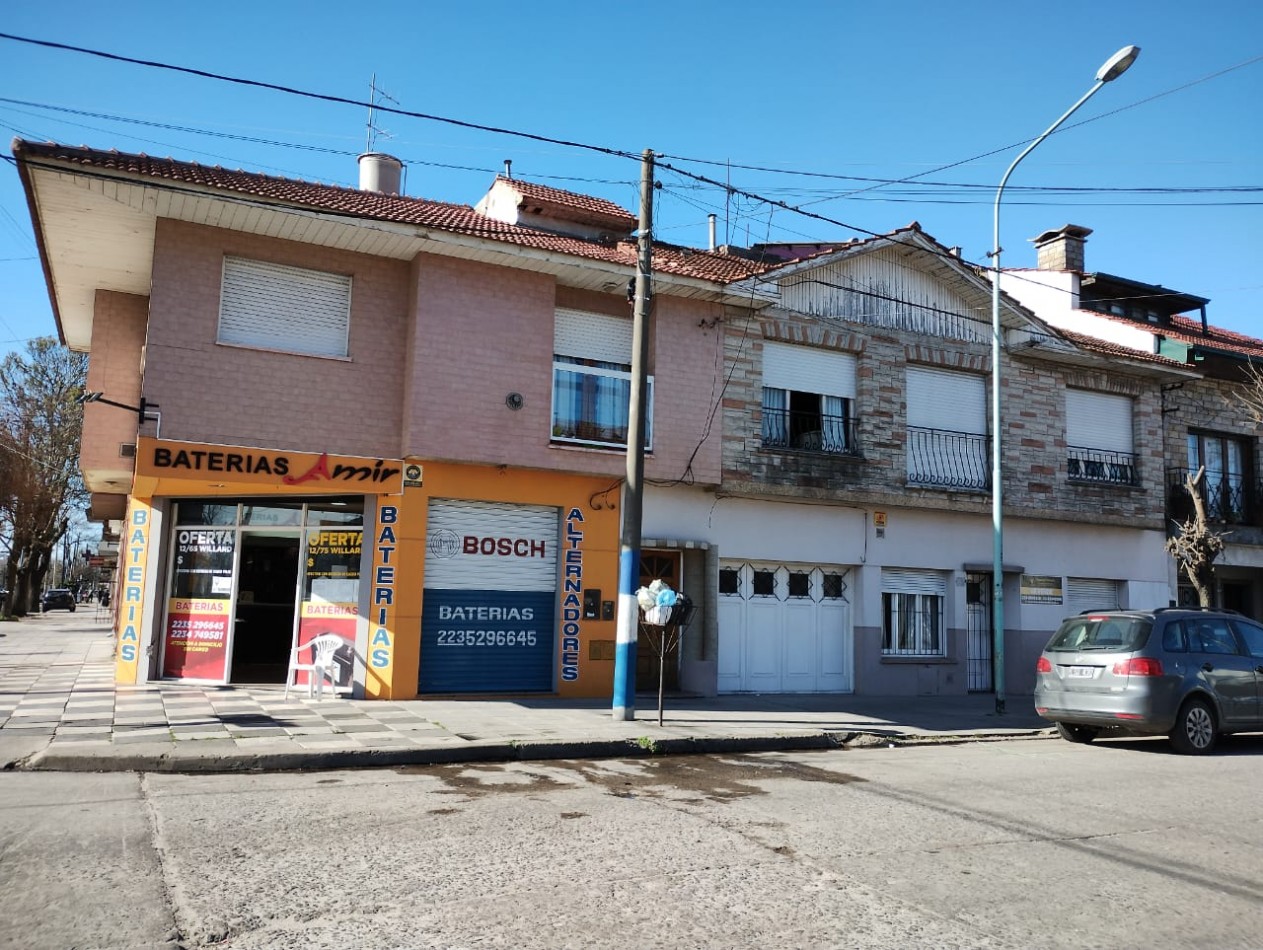 3 DEPARTAMENTOS DE 3 AMBIENTES EN BLOCK CON QUINCHO, MAS LOCAL, SE VENDE TODO JUNTO O POR SEPARADO