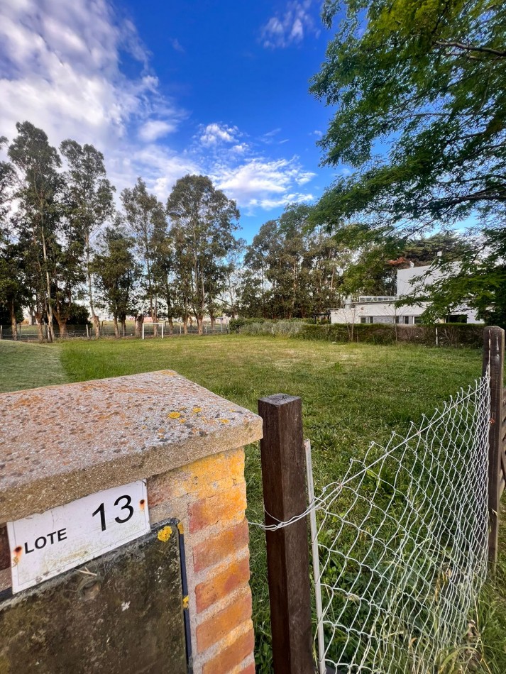 LOTE DE 870 M2 EN EL BARRIO PRIVADO BARRANCAS DE SAN BENITO