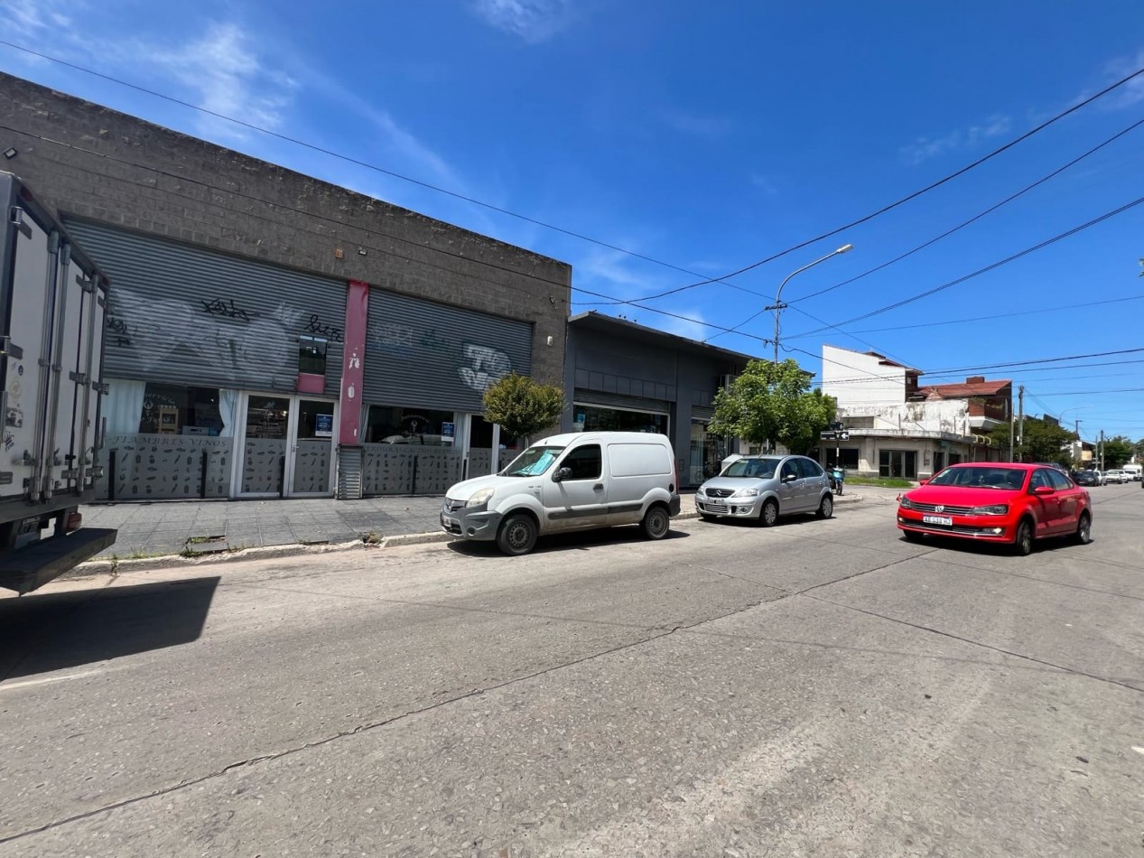 LOTE DE 239M2, IDEAL PARA CONSTRUCCION DE VIVIENDA O GALPON, VENDE Y PERMUTA