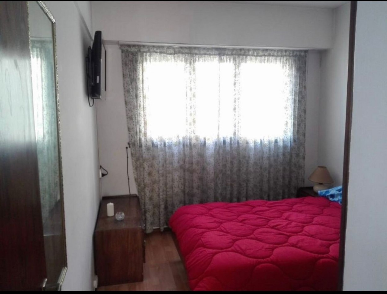 DEPARTAMENTO 2 AMB PARA 4 PERSONAS EN EL CENTRO DE MAR DEL PLATA SE ALQUILA POR DIA O TEMPORADA