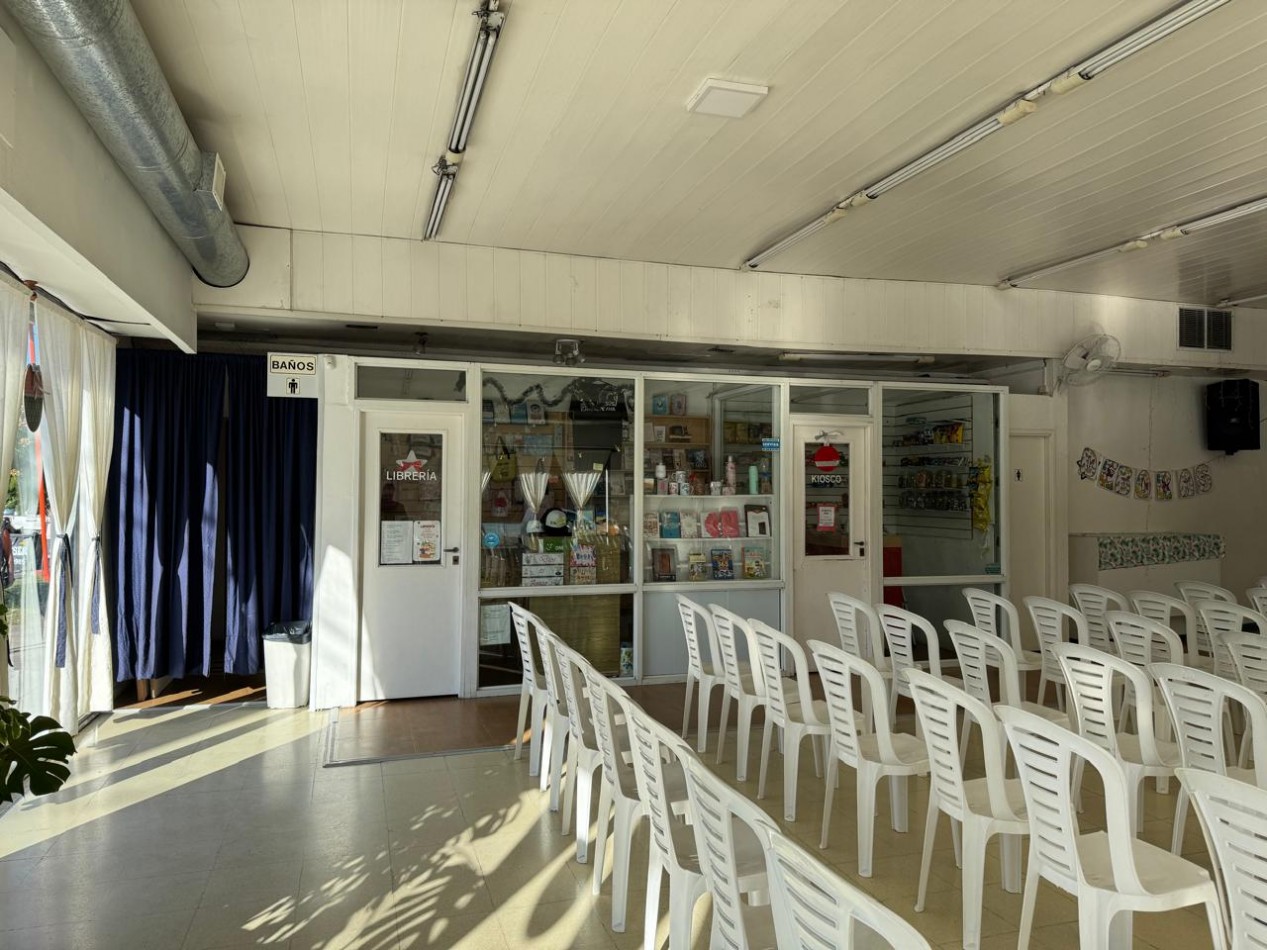 GALPON CONSTRUIDO SOBRE 3 LOTES, POSEE 539M2 TOTALES VENDE Y PERMUTA ( APTO CREDITO)