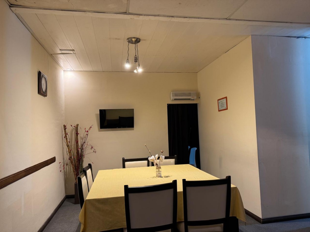 GALPON CONSTRUIDO SOBRE 3 LOTES, POSEE 539M2 TOTALES VENDE Y PERMUTA ( APTO CREDITO)