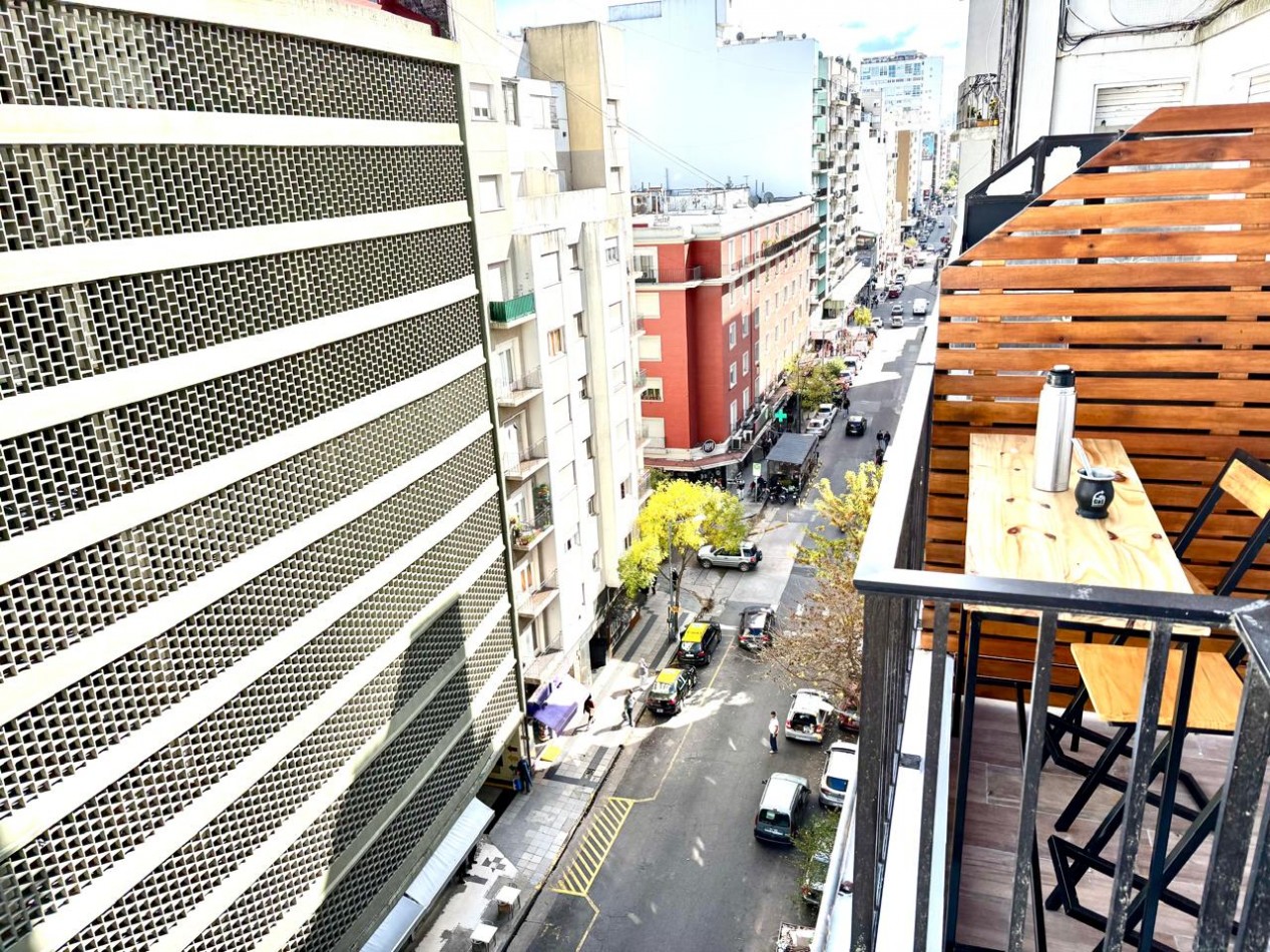 DEPARTAMENTO 2 AMBIENTES CON BALCON TERRAZA EN EL CENTRO