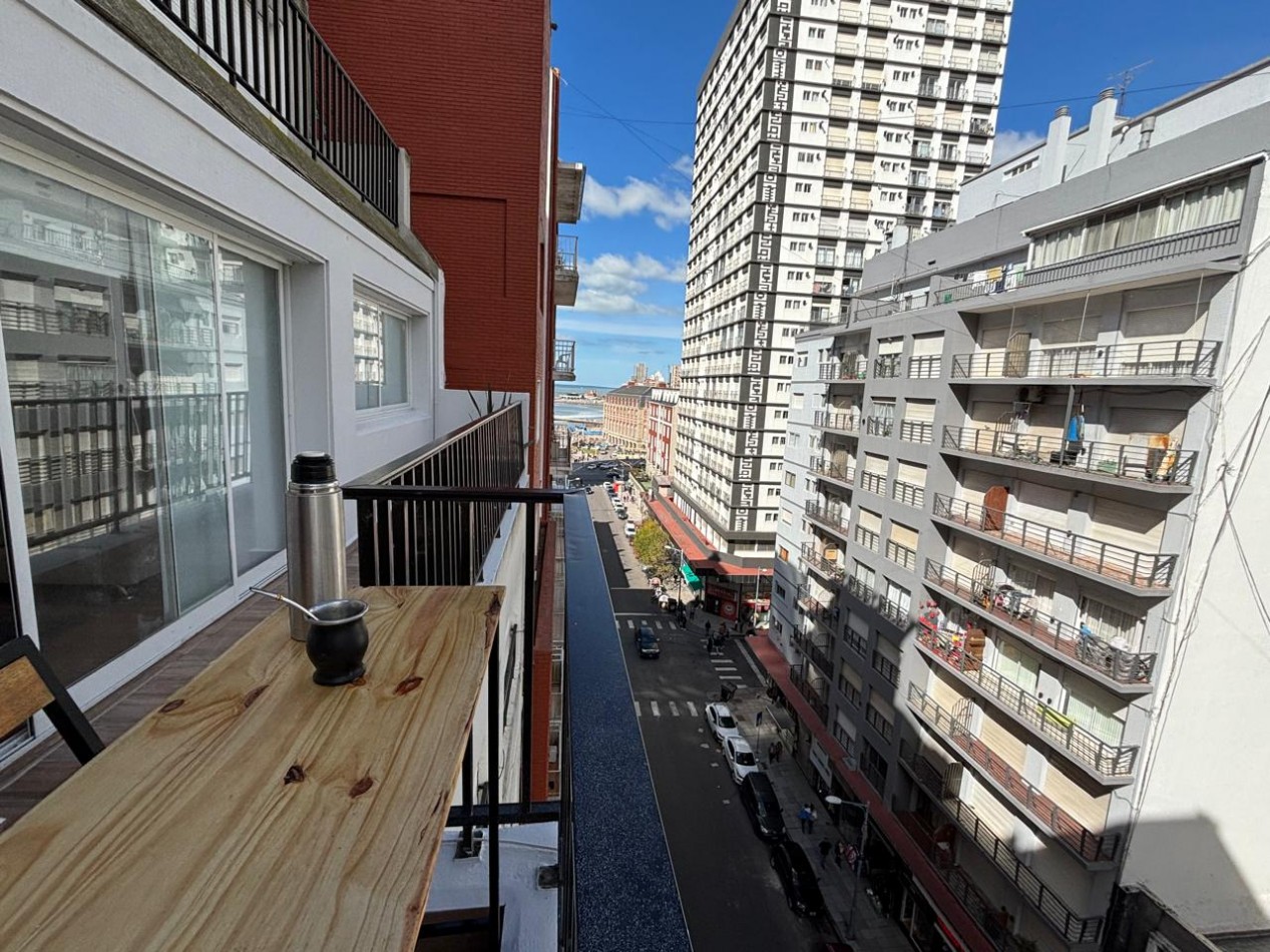 DEPARTAMENTO 2 AMBIENTES CON BALCON TERRAZA EN EL CENTRO
