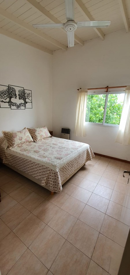 DUPLEX 3 AMBIENTES CON PARQUE Y ENTRADA PARA AUTO EN MIRAMAR. APTO CREDITO