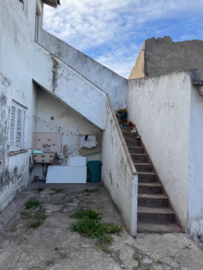 PROPIEDAD EN BLOCK IDEAL PARA VARIAS FAMILIAS O INVERSORES EN COLINAS DE PERALTA RAMOS