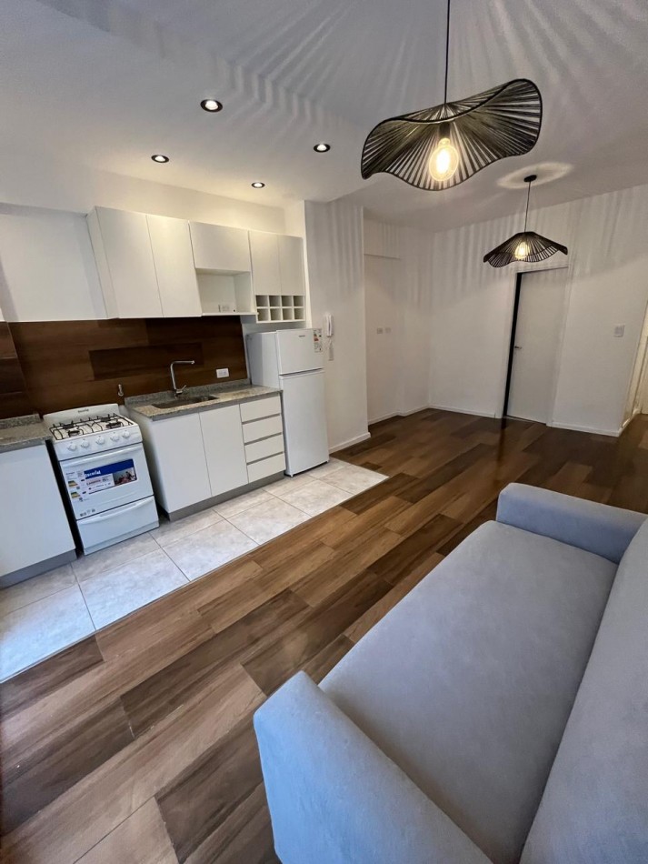 DEPARTAMENTO DE 1 AMBIENTE CON PATIO, A 100 METROS DE LA PLAYA EN ALDREY