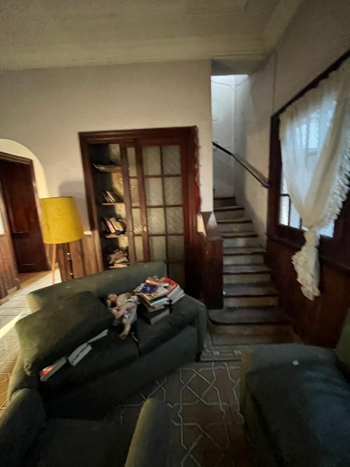 CHALET PARA RECICLAR EN LO MEJOR DEL BARRIO LA PERLA