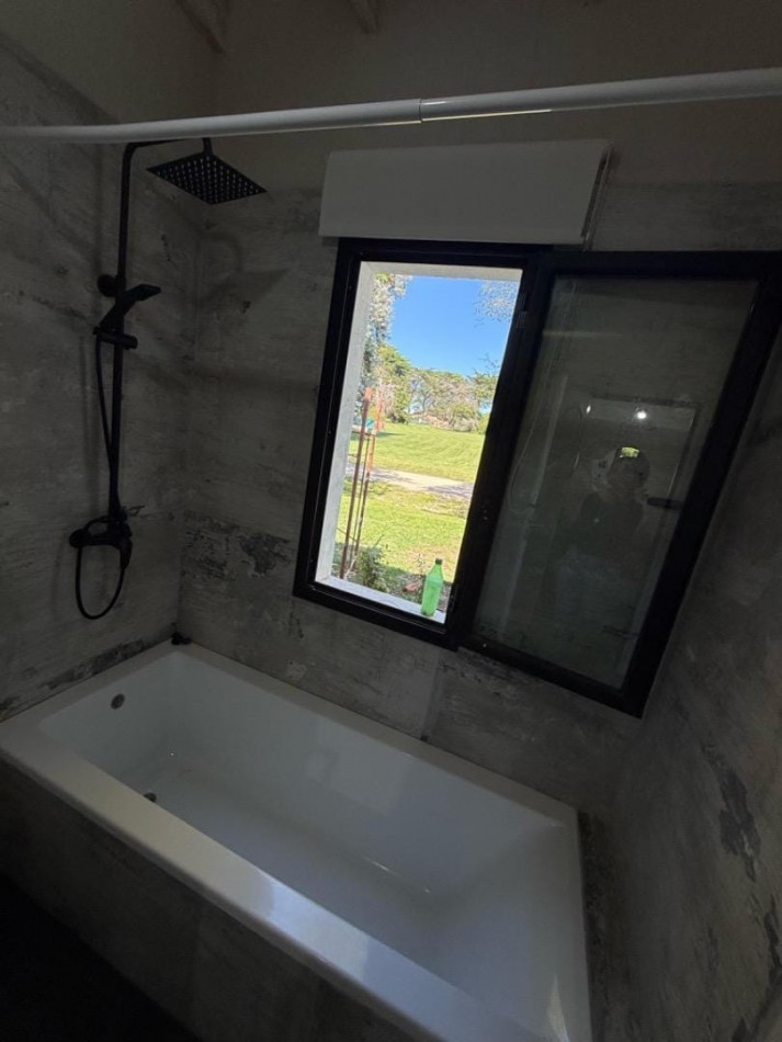 CASA 3 AMB A ESTRENAR CON PILETA Y PARQUE A 6 CUADRAS DEL MAR, EN BARRANCAS DE SAN BENITO, COUNTRY CLUB
