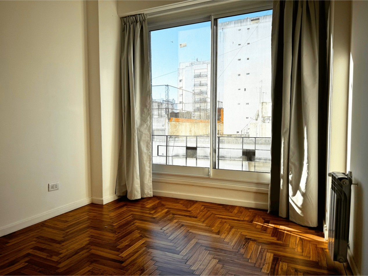 DEPARTAMENTO 2 AMBIENTES A LA CALLE EN ALDREY