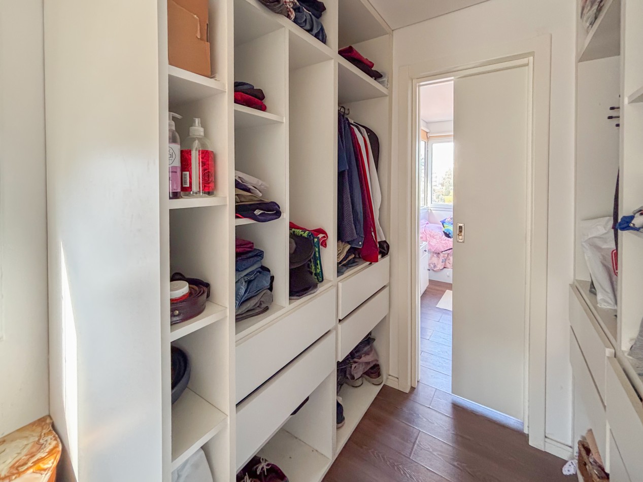 PISO 3 AMB CON 2 COCHERAS, BAULERA Y QUINCHO EN ALDREY. APTO CREDITO. VENDE, PERMUTA Y FINANCIA