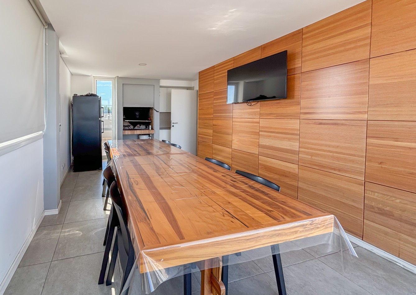 PISO 3 AMB CON 2 COCHERAS, BAULERA Y QUINCHO EN ALDREY. APTO CREDITO. VENDE, PERMUTA Y FINANCIA