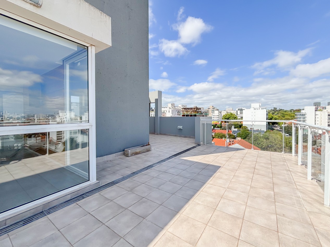 PISO 3 AMB CON 2 COCHERAS, BAULERA Y QUINCHO EN ALDREY. APTO CREDITO. VENDE, PERMUTA Y FINANCIA