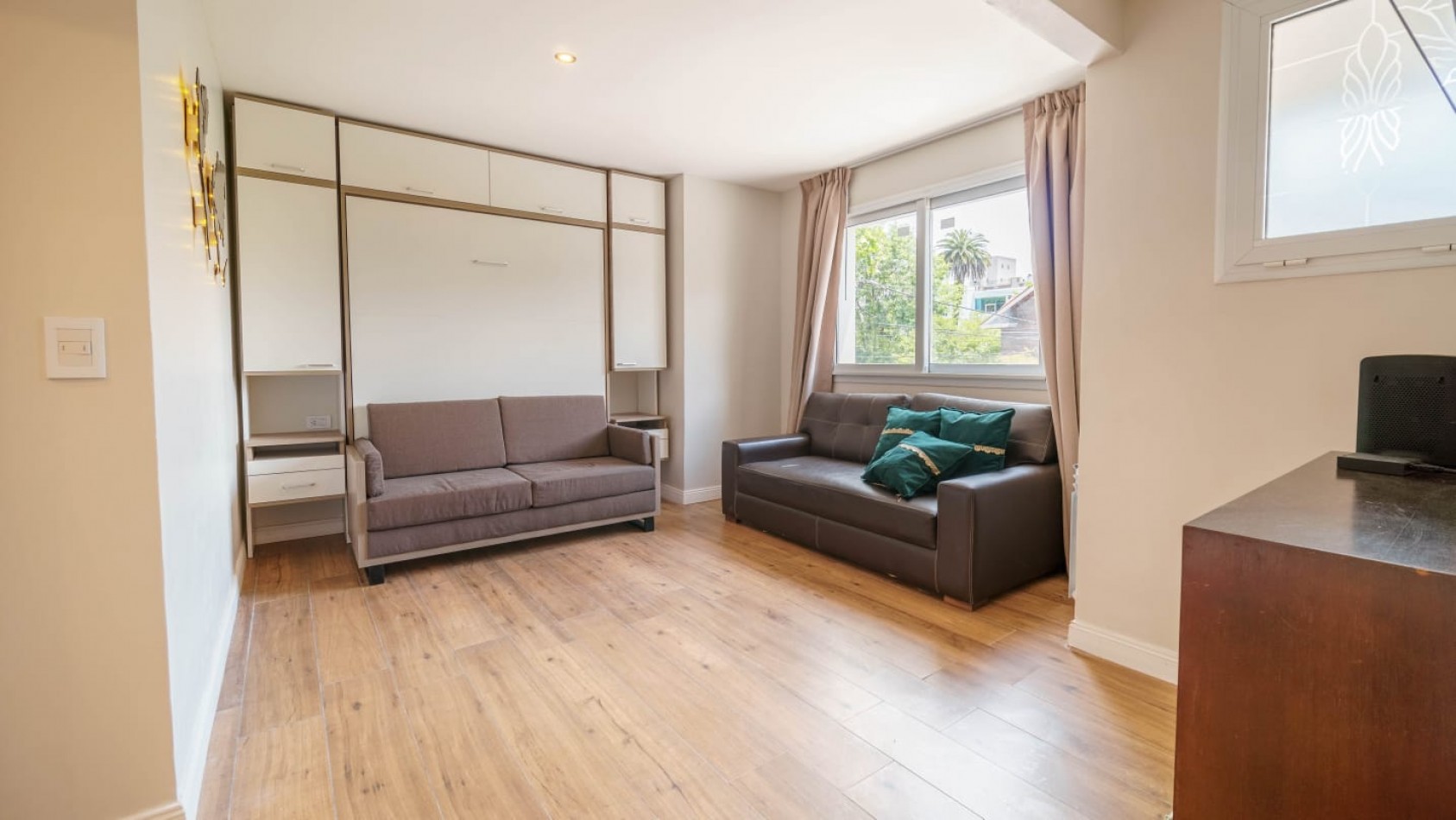 DUPLEX 4 AMBIENTES A ESTRENAR CON COCHERA, BAULERA, TERRAZA CON PARRILLA, SIN EXPENSAS EN ALDREY. APTO CREDITO
