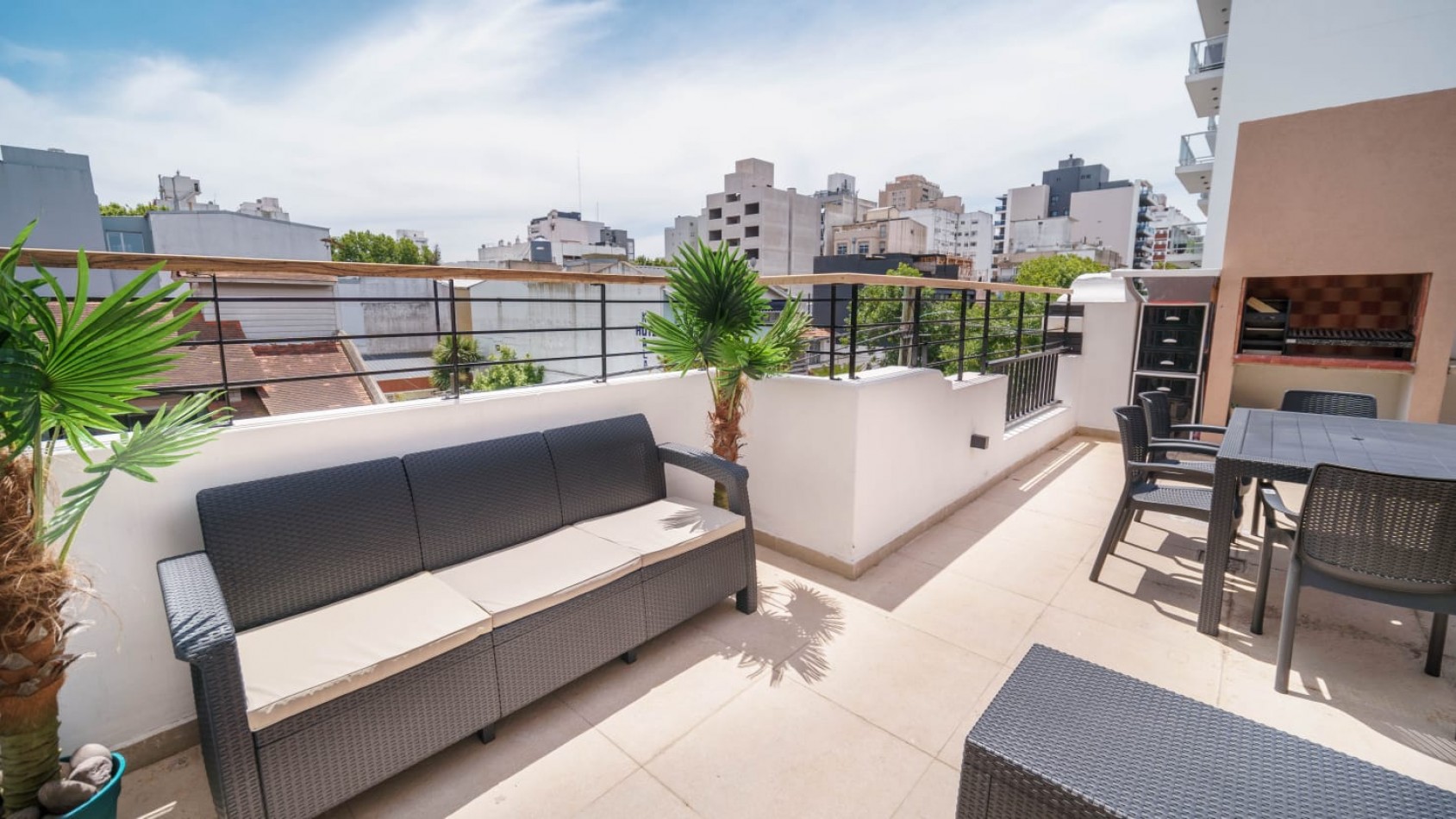 DUPLEX 4 AMBIENTES A ESTRENAR CON COCHERA, BAULERA, TERRAZA CON PARRILLA, SIN EXPENSAS EN ALDREY. APTO CREDITO