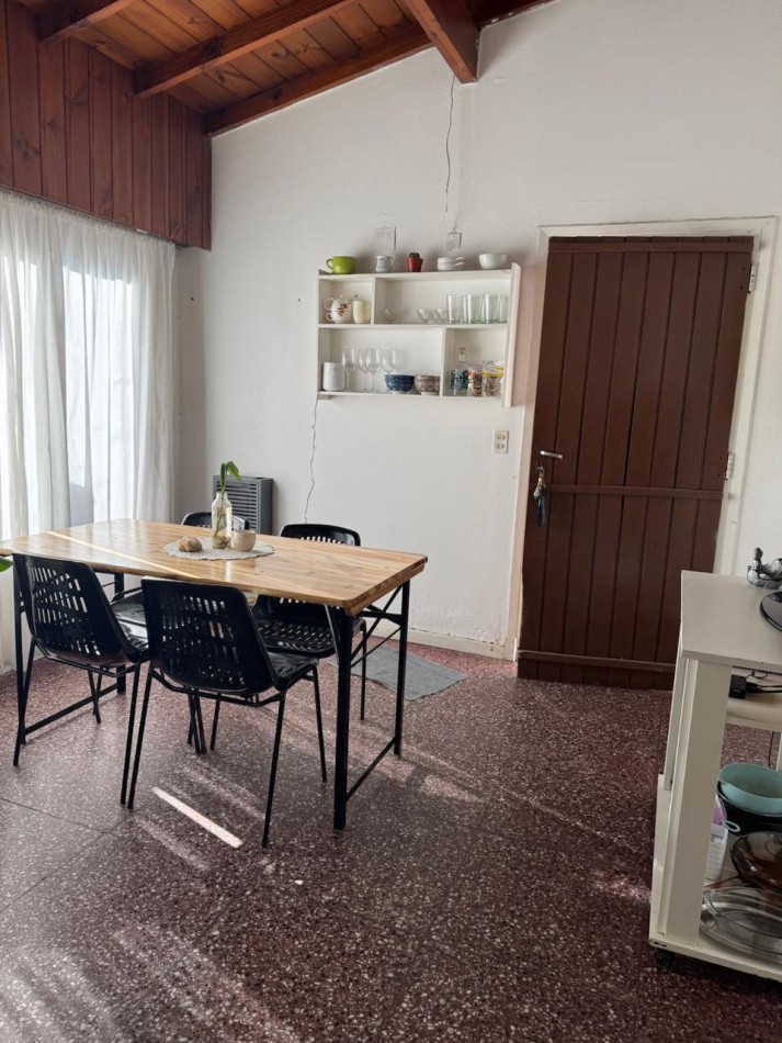 DOS CASAS DE 3 AMBIENTES MAS UN GALPON EN EL BARRIO LAS AVENIDAS. APTO CREDITO