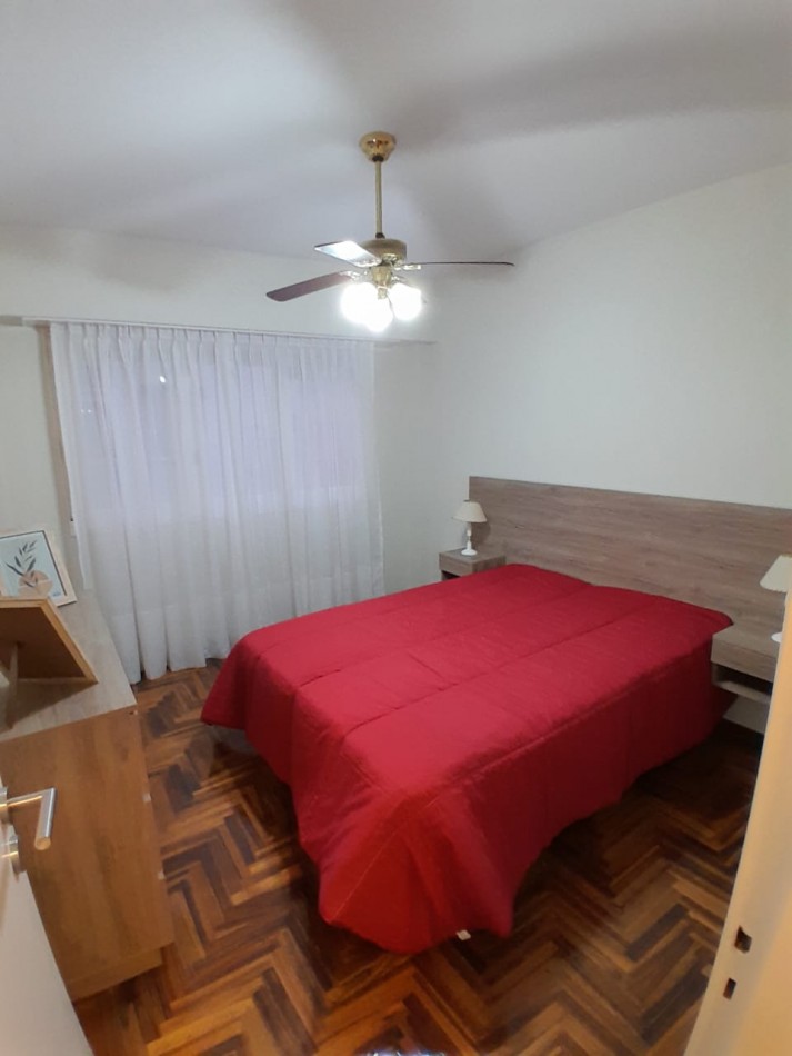 DEPARTAMENTO 2 AMBIENTES CON BALCON A LA CALLE  