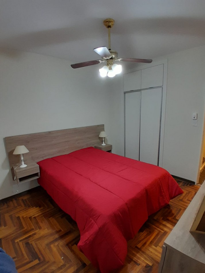 DEPARTAMENTO 2 AMBIENTES CON BALCON A LA CALLE  