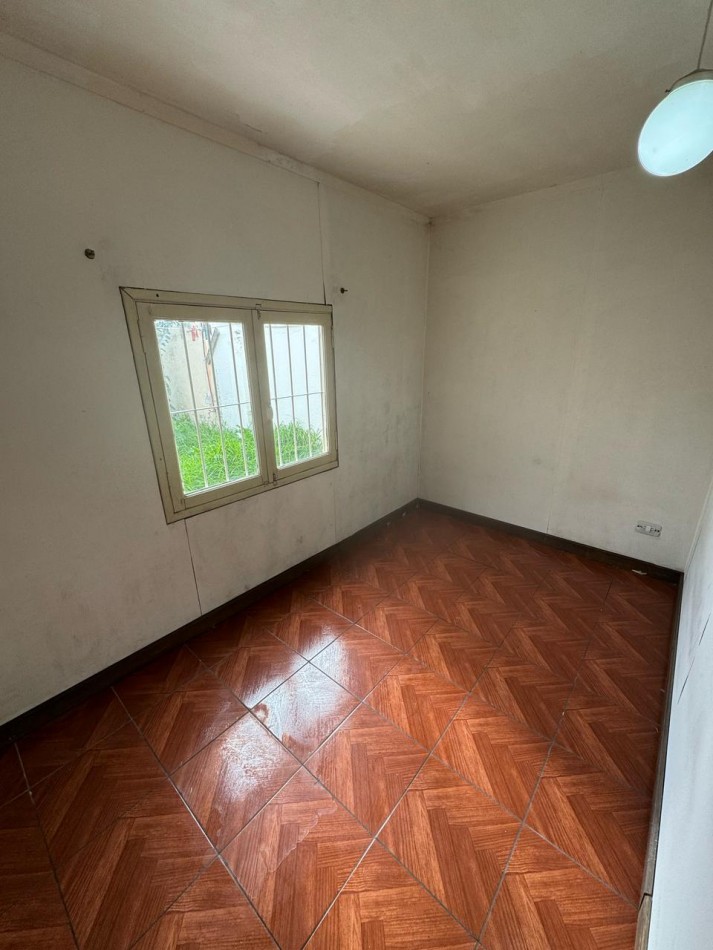 PH TIPO CHALET DE 3 AMB A LA CALLE EN PLANTA BAJA, CON ENTRADA DE AUTO Y PARQUE