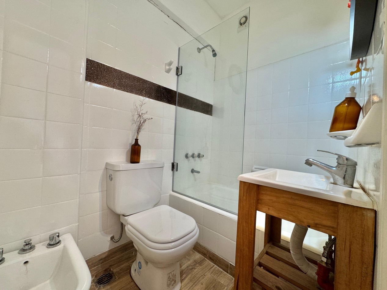 DEPARTAMENTO 1 AMB A LA CALLE CON BALCON, A 200 MTS. DE LA PLAYA EN ALFREY