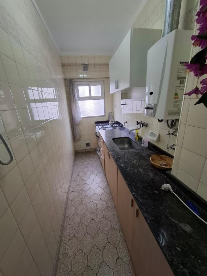 DEPARTAMENTO 2 AMB CON BALCON A LA CALLE EN ALDREY, A 300 MTS. DE LA PLAYA. APTO CREDITO