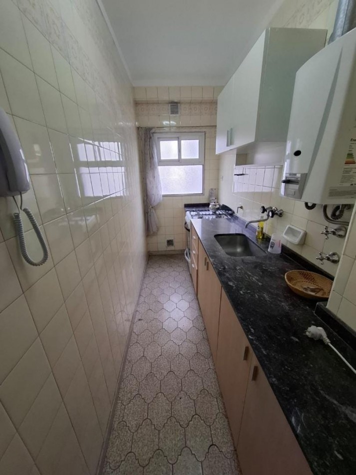 DEPARTAMENTO 2 AMB CON BALCON A LA CALLE EN ALDREY, A 300 MTS. DE LA PLAYA. APTO CREDITO