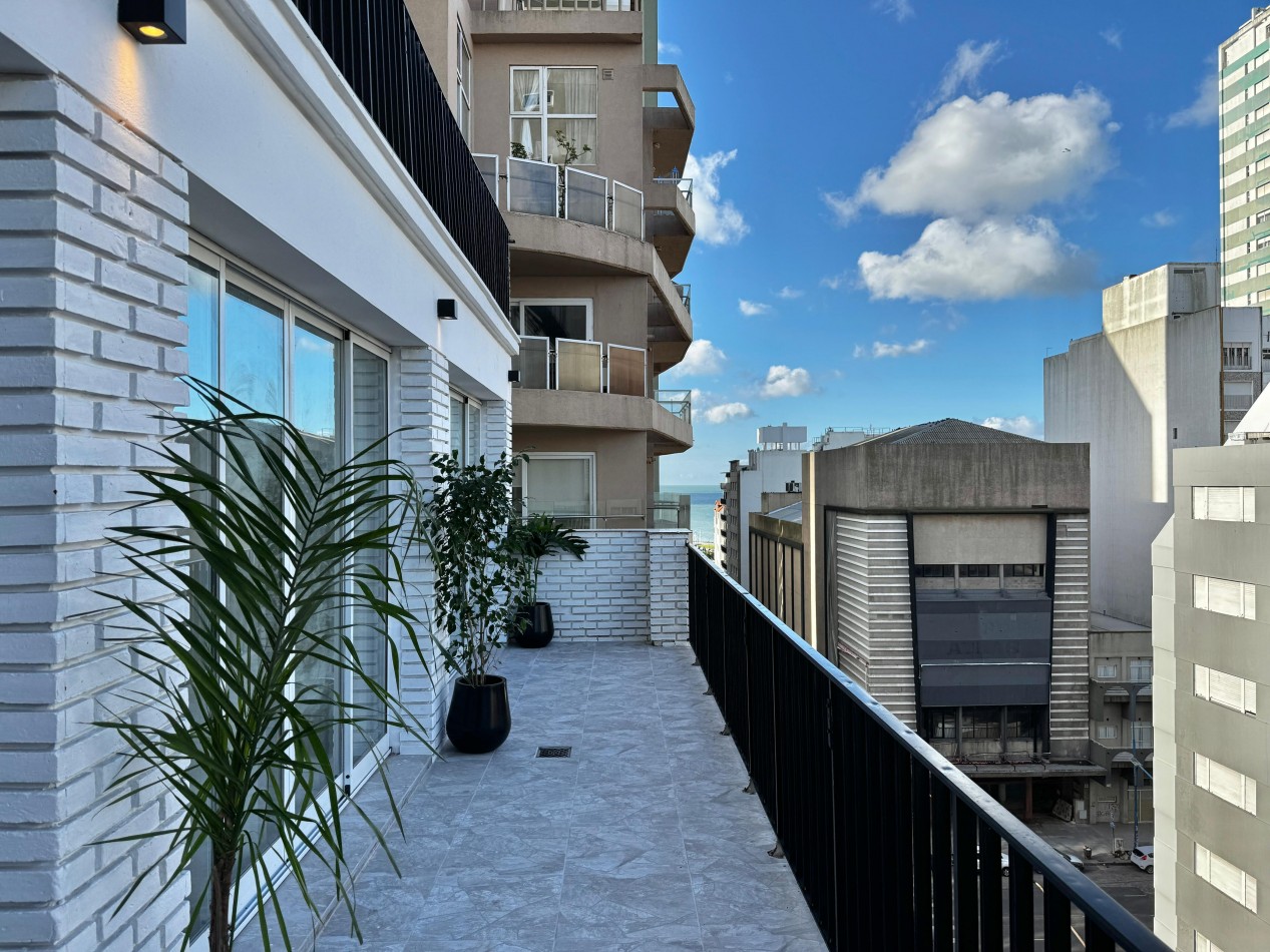 DEPARTAMENTO 4 AMBIENTES EXTERNO CON BALCON TERRAZA, A 250 MTS. DE LA PLAYA PUNTA IGLESIAS