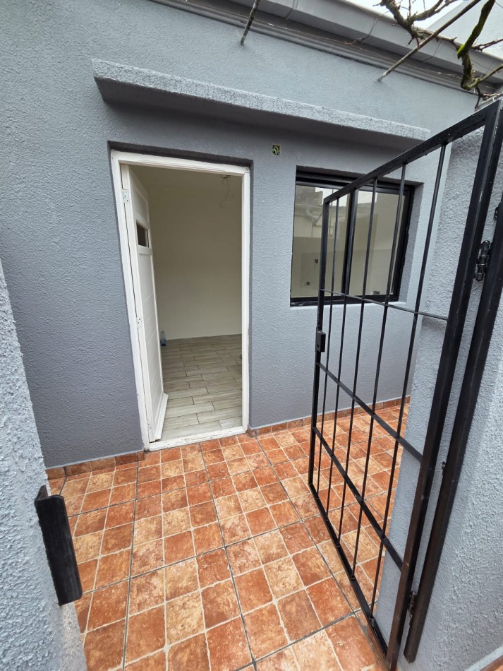 PH DE 1, 2 Y 3 AMBIENTES A ESTRENAR CON PATIO EN DON BOSCO