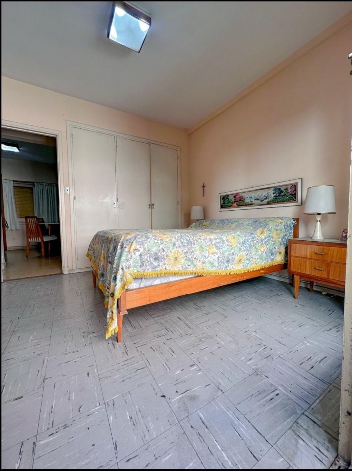 DEPARTAMENTO 2 AMBIENTES A LA CALLE CON BALCON