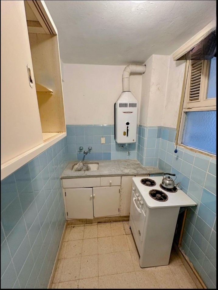 DEPARTAMENTO 2 AMBIENTES A LA CALLE CON BALCON