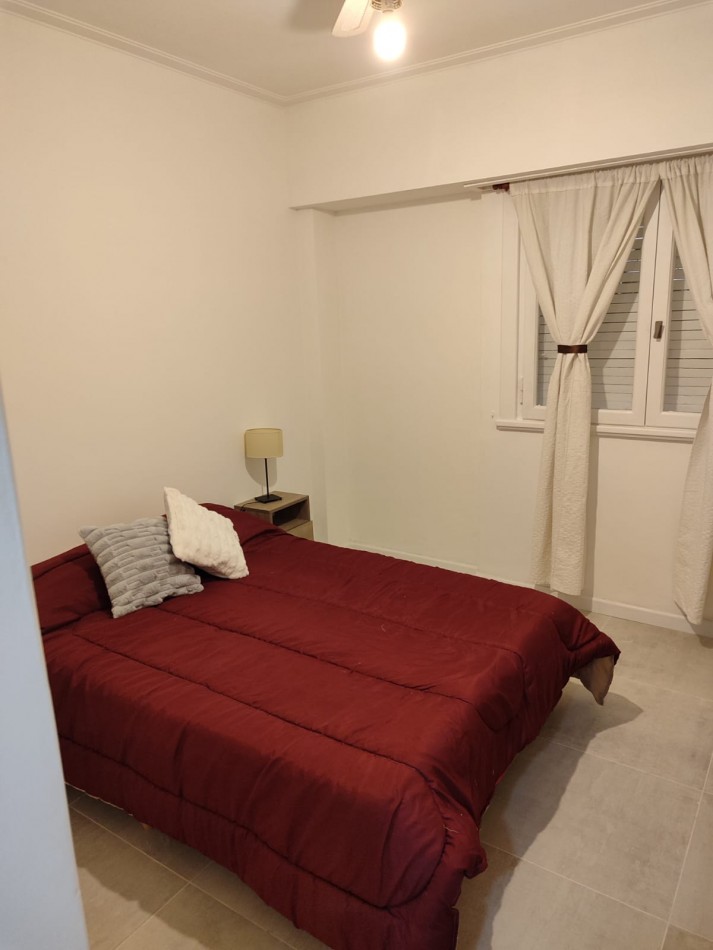 DEPARTAMENTO 2 AMBIENTE A LA CALLE CON BALCON FRANCES EN PLAZA COLON