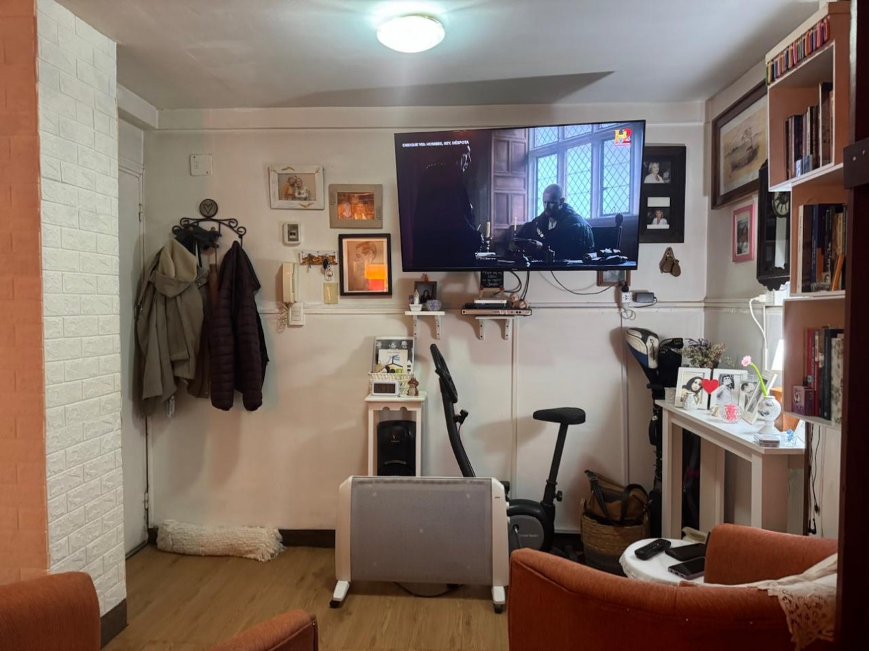 DEPARTAMENTO DE 1 AMBIENTE CON PATIO VENDE O PERMUTA. APTO CREDITO