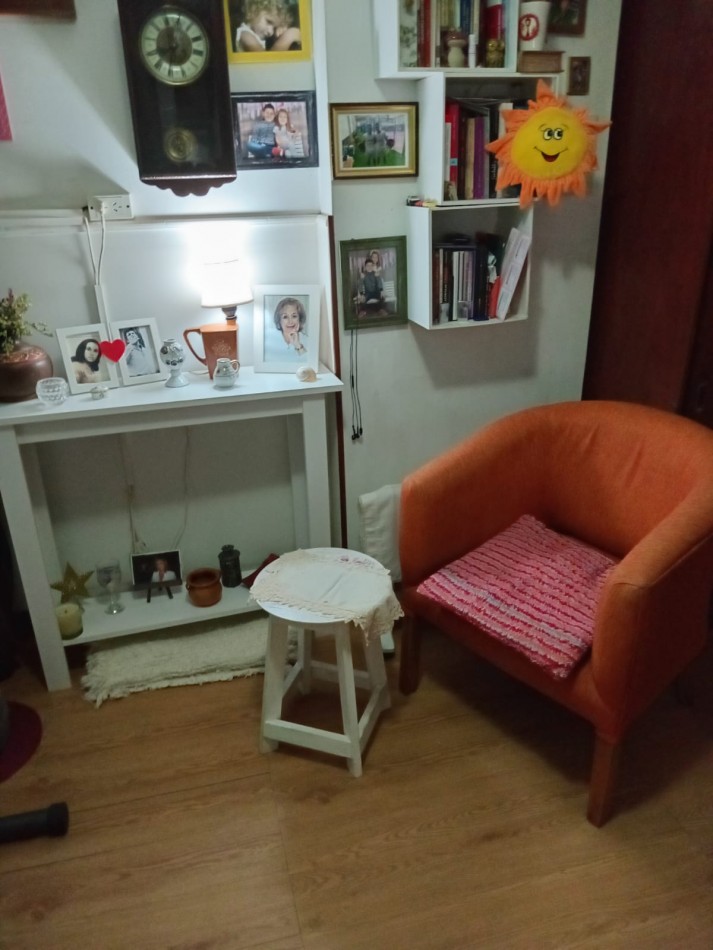 DEPARTAMENTO DE 1 AMBIENTE CON PATIO VENDE O PERMUTA. APTO CREDITO