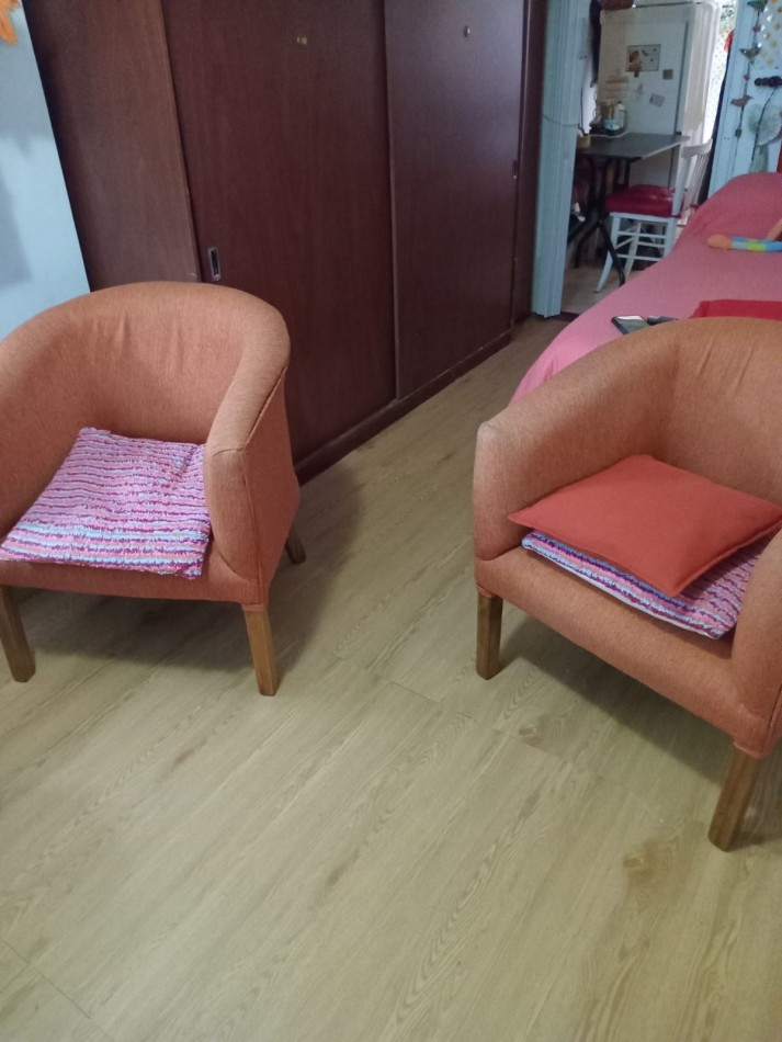 DEPARTAMENTO DE 1 AMBIENTE CON PATIO VENDE O PERMUTA. APTO CREDITO