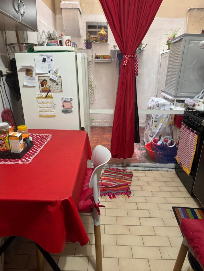DEPARTAMENTO DE 1 AMBIENTE CON PATIO VENDE O PERMUTA. APTO CREDITO