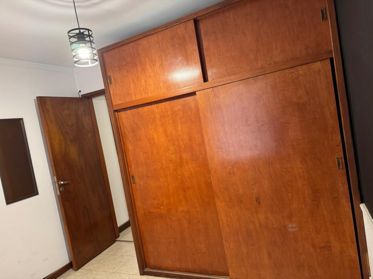 CHALET DE 3 AMBIENTES CON PARQUE, GARAJE Y GALPON.  APTO CREDITO EN COLINAS DE PERALTA RAMOS