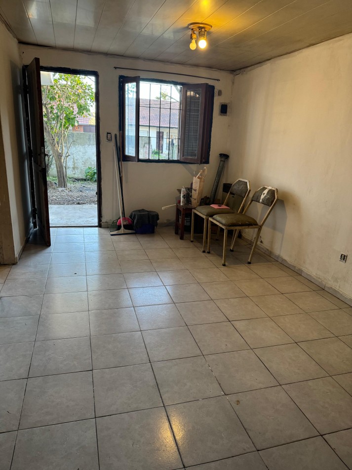 CASA DE 2 AMBIENTES SOBRE LOTE DE 433M2. APTO CREDITO