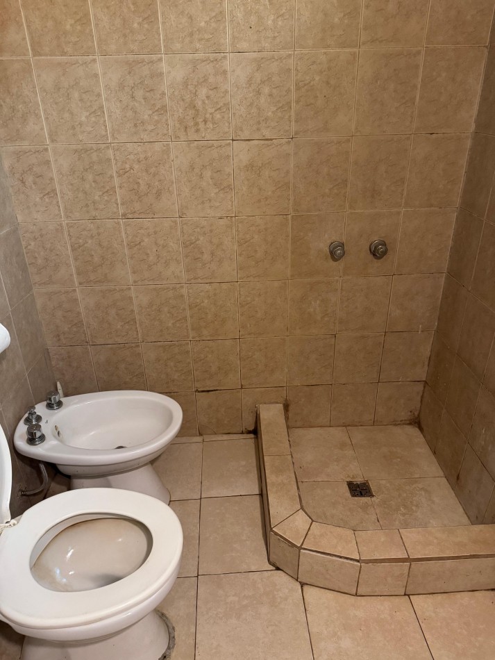 CASA DE 2 AMBIENTES SOBRE LOTE DE 433M2. APTO CREDITO