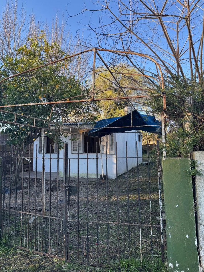 CASA DE 2 AMBIENTES SOBRE LOTE DE 433M2. APTO CREDITO