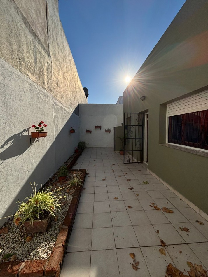 PH 3 AMBIENTES POR PASILLO CON PATIO