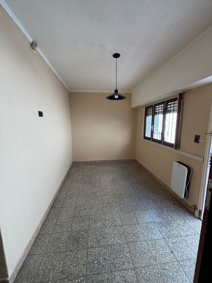 PH 3 AMBIENTES POR PASILLO CON PATIO