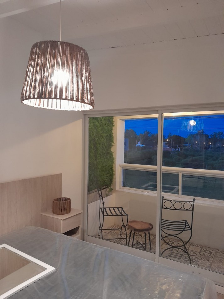 DUPLEX 3 AMB PARA 4 PERSONAS SE ALQUILA POR DIA O TEMPORADA EN LOS ACANTILADOS