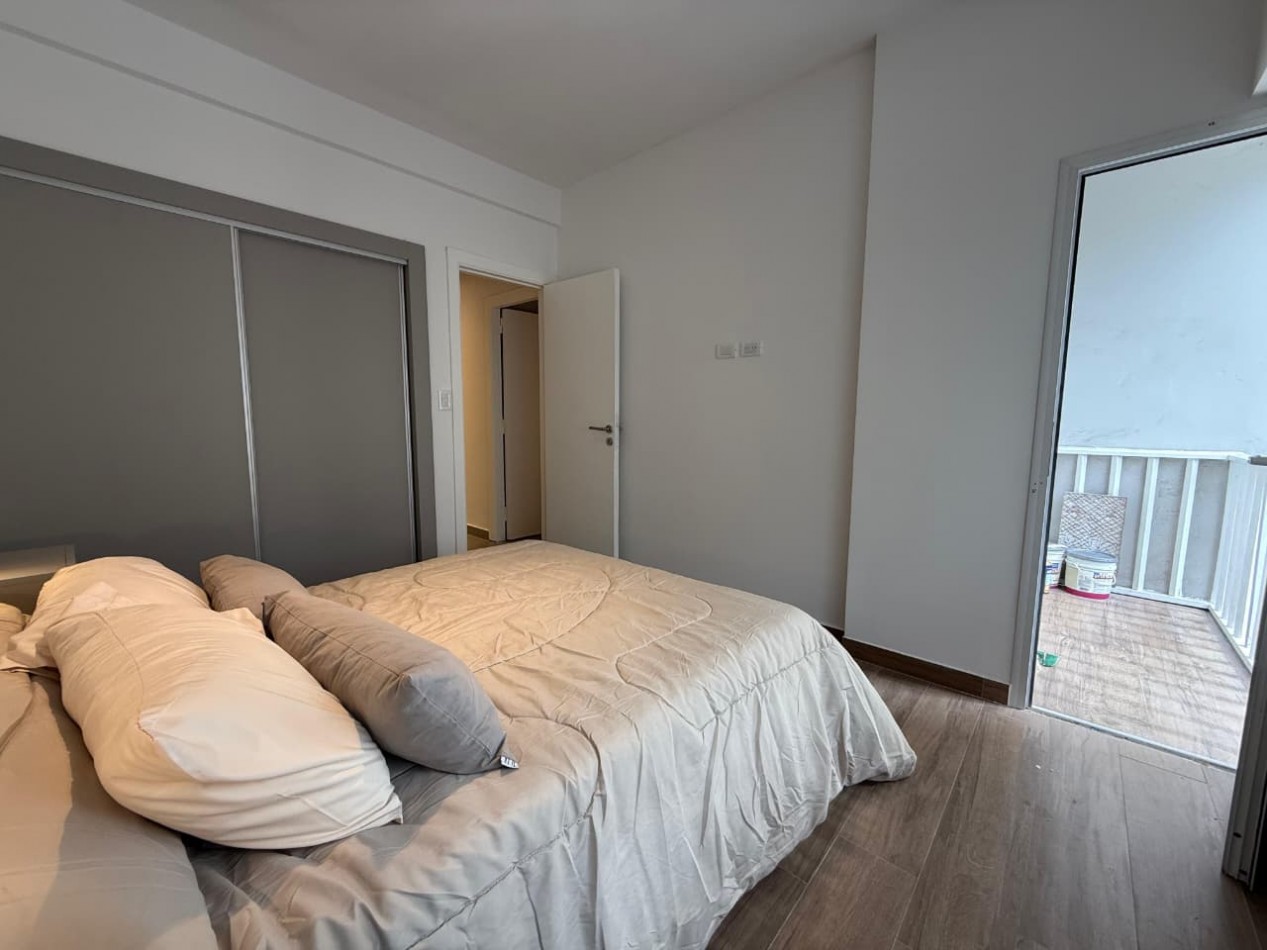 DEPARTAMENTO 3 AMBIENTES A LA CALLE  CON BALCON EN PLAZA COLON