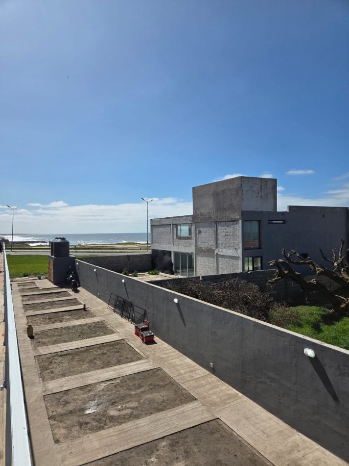 PH 2 AMBIENTES TIPO DUPLEX   CON VISTA AL MAR EN PLAYA DORADA