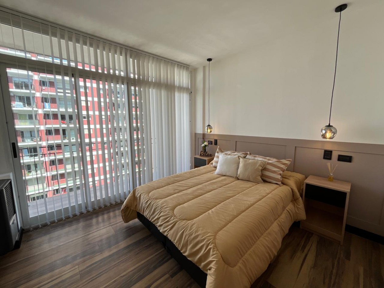 DEPARTAMENTO 3 AMBIENTES EXTERNO CON BALCON CORRIDO Y VISTA A AV. LURO EN EL CENTRO