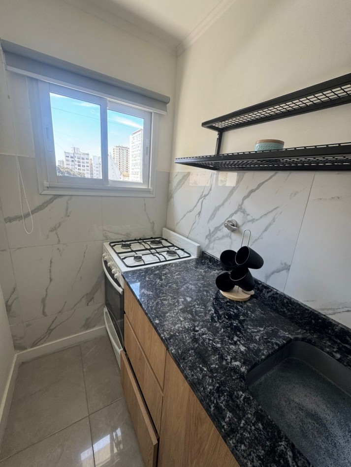 DEPARTAMENTO 3 AMBIENTES EXTERNO CON BALCON EN PLAZA MITRE