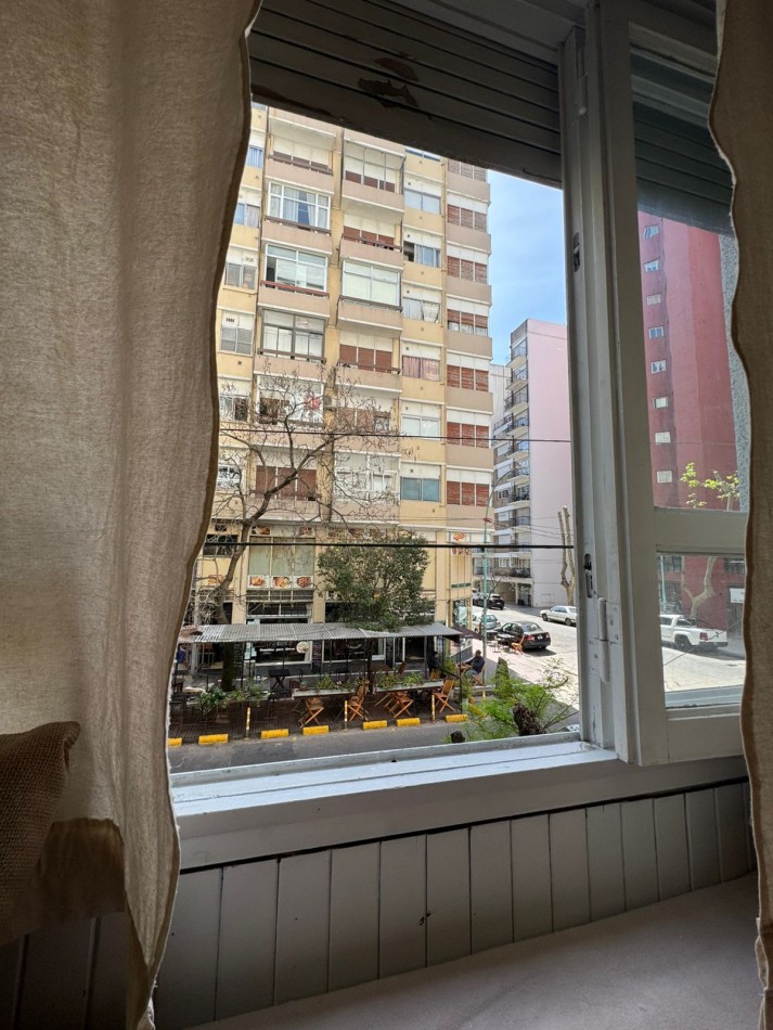 DEPARTAMENTO DE 1 AMBIENTE A LA CALLE EN PLAZA COLON