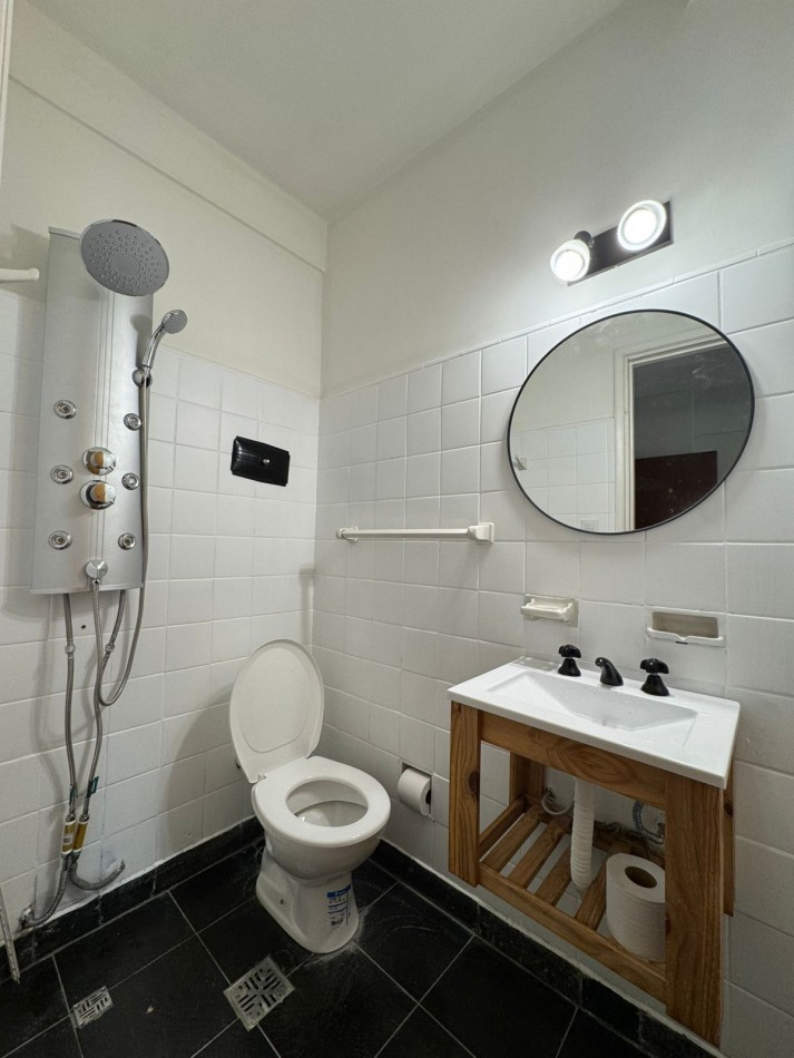 DEPARTAMENTO DE 1 AMBIENTE A LA CALLE EN PLAZA COLON